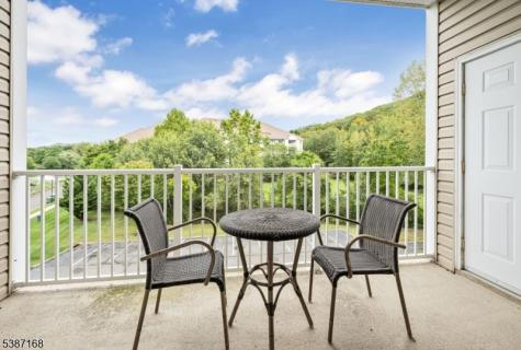 5201 Warrens Way Wanaque NJ 07465