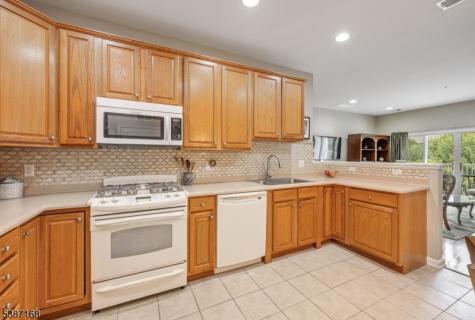 5201 Warrens Way Wanaque NJ 07465
