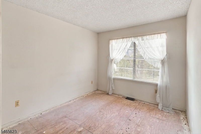 702 Brokaw Court Bridgewater NJ 08807