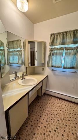 87 Dorchester Drive Lakewood NJ 08701