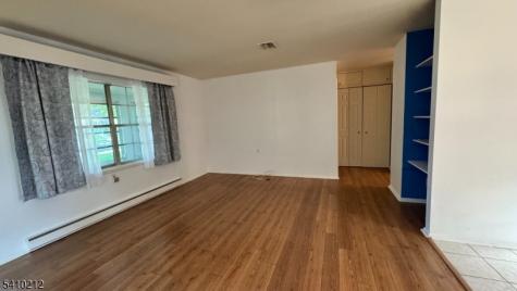 87 Dorchester Drive Lakewood NJ 08701