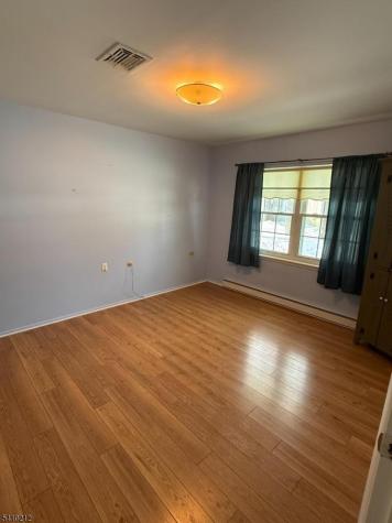 87 Dorchester Drive Lakewood NJ 08701