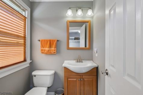 8 Bob White Allamuchy NJ 07840