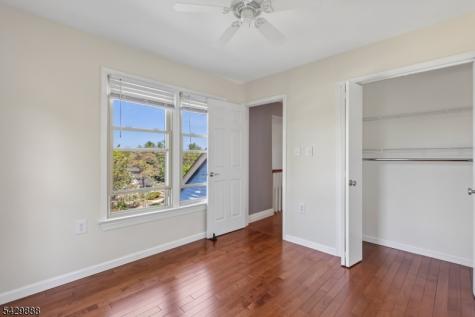 8 Bob White Allamuchy NJ 07840