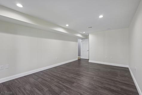 8 Bob White Allamuchy NJ 07840