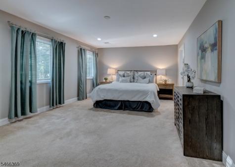 38 Eggers Court Summit NJ 07901