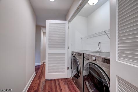 38 Eggers Court Summit NJ 07901