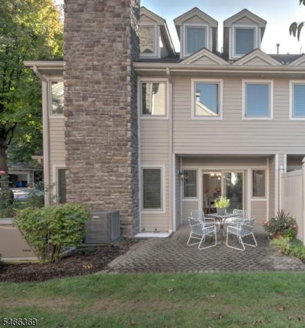 38 Eggers Court Summit NJ 07901