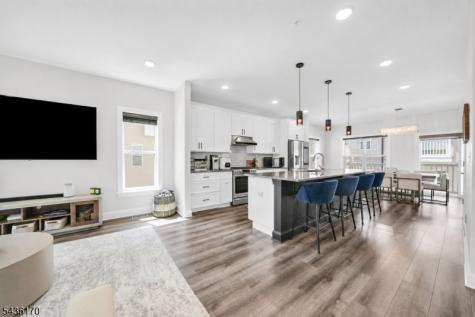 805 Abbe Road Little Falls NJ 07424