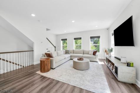 805 Abbe Road Little Falls NJ 07424