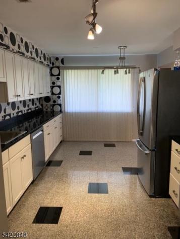 1702 Edison Glen Terrace Edison NJ 08837