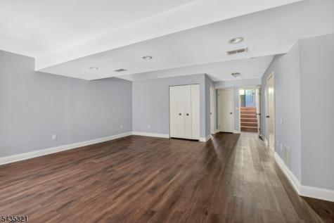 21 Quail Court Hardyston NJ 07419