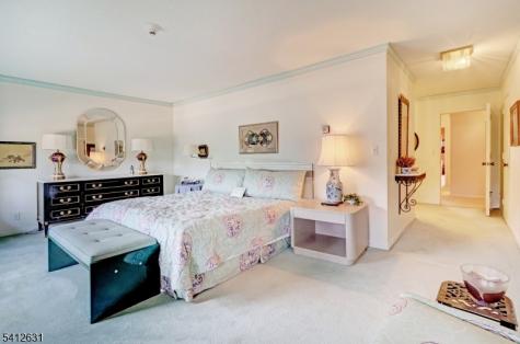 2 Claridge Drive 2hw Verona NJ 07044