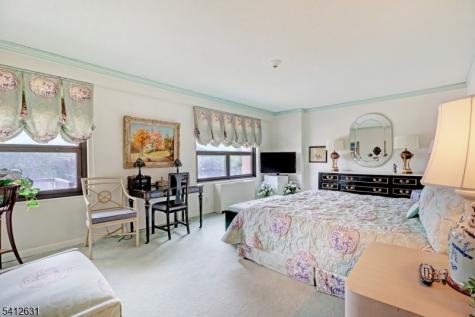 2 Claridge Drive 2hw Verona NJ 07044