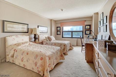 2 Claridge Drive 2hw Verona NJ 07044