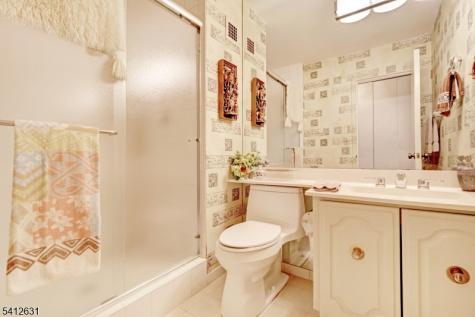 2 Claridge Drive 2hw Verona NJ 07044