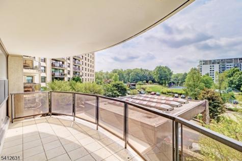 2 Claridge Drive 2hw Verona NJ 07044