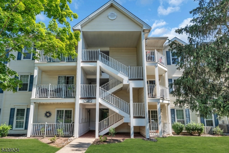 19 Amethyst Way Franklin NJ 08823