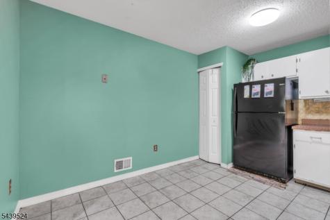 19 Amethyst Way Franklin NJ 08823