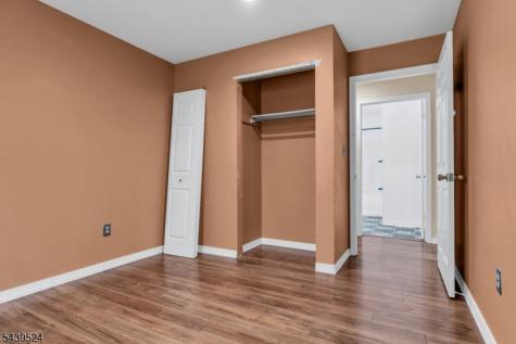19 Amethyst Way Franklin NJ 08823