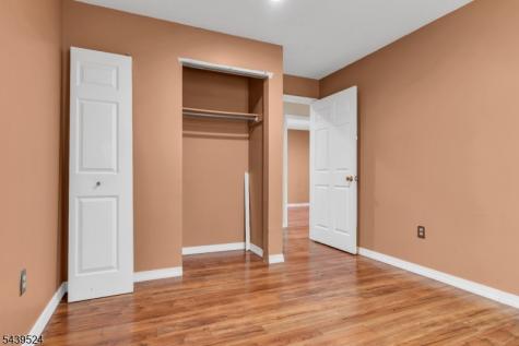 19 Amethyst Way Franklin NJ 08823