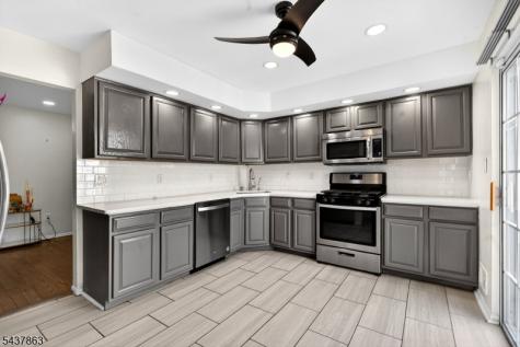 5 Krueger Court Newark NJ 07103
