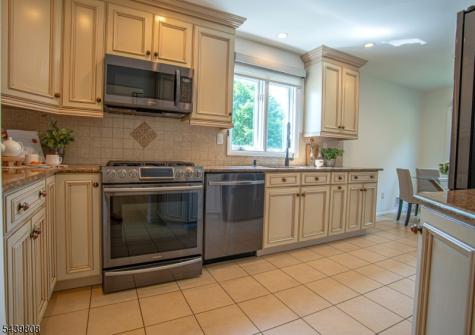 41 Sullivan Drive West Orange NJ 07052