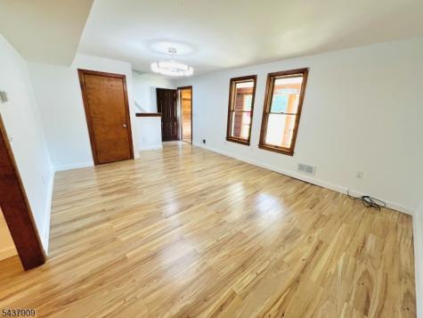 272 E Washington Avenue Washington NJ 07882