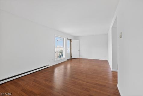 230 C Lake Shore North O2 Montague NJ 07827