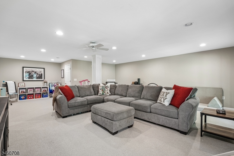 20 Kensington Drive Randolph NJ 07869