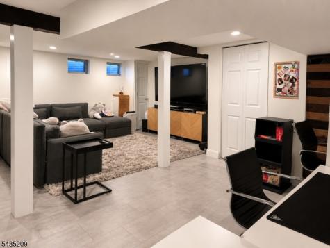 444 Brookside Lane Hillsborough NJ 08844