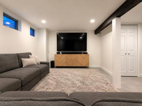 444 Brookside Lane Hillsborough NJ 08844