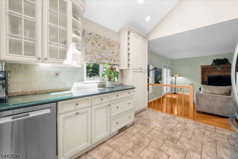 753 Vanessa Lane Branchburg NJ 08853