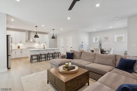 44 Willow Lane Parsippany-troy Hills NJ 07054