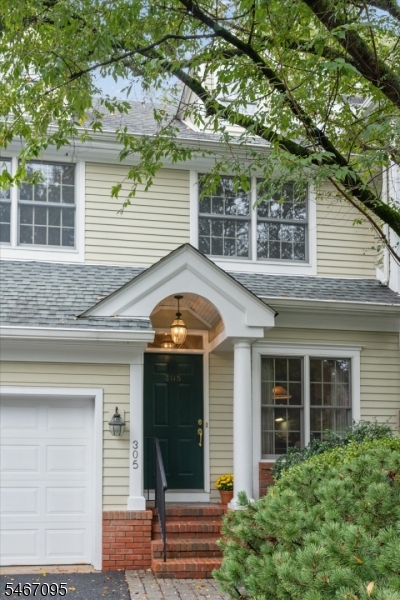 305 Huntington Court Wyckoff NJ 07481