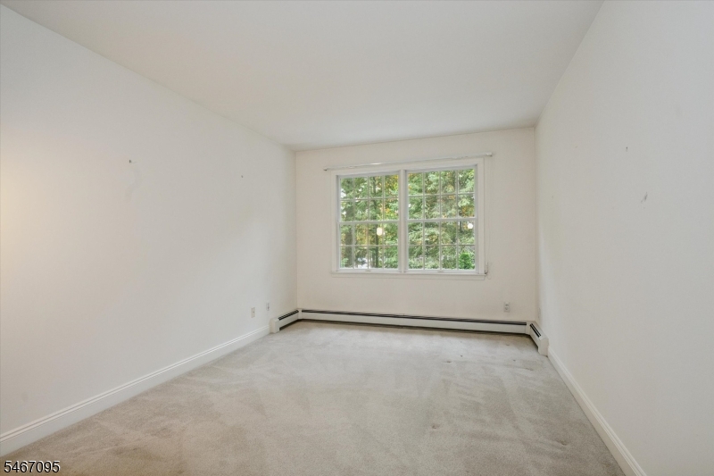 305 Huntington Court Wyckoff NJ 07481