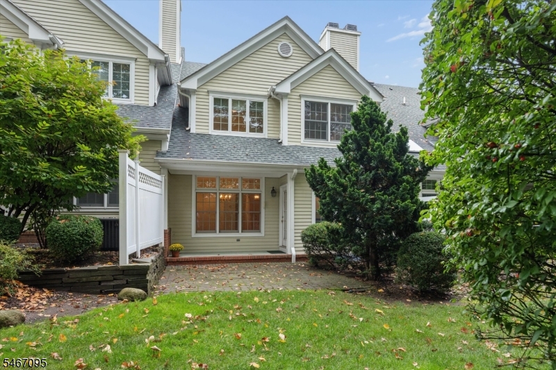 305 Huntington Court Wyckoff NJ 07481