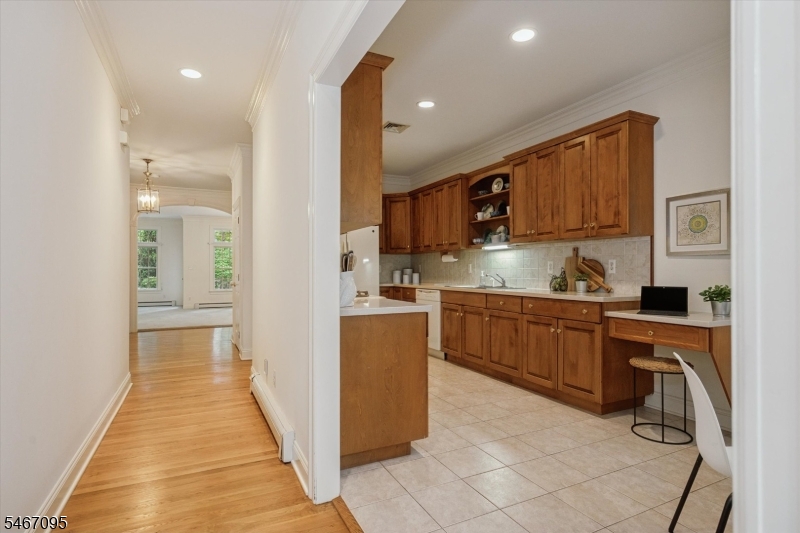 305 Huntington Court Wyckoff NJ 07481