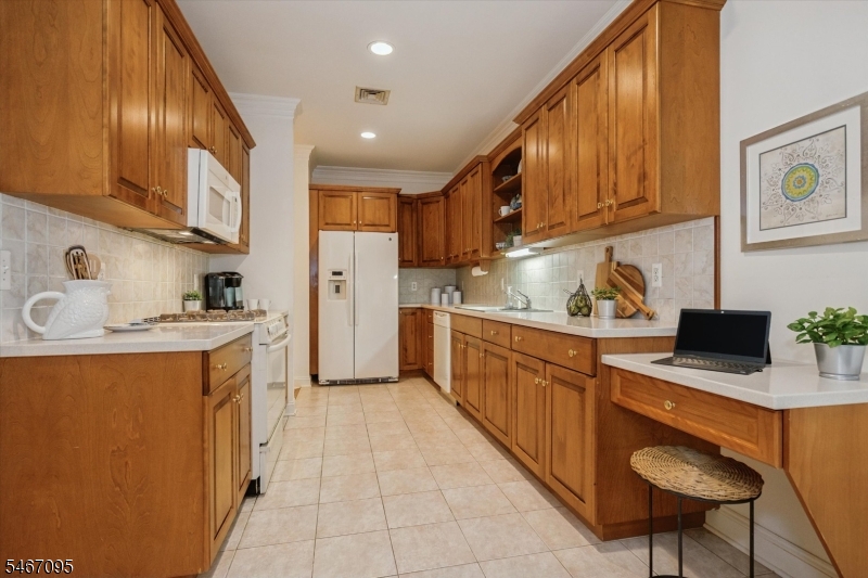 305 Huntington Court Wyckoff NJ 07481