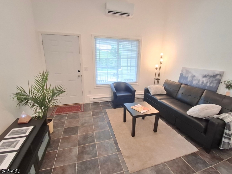 26 Larkspur Court Bedminster NJ 07921