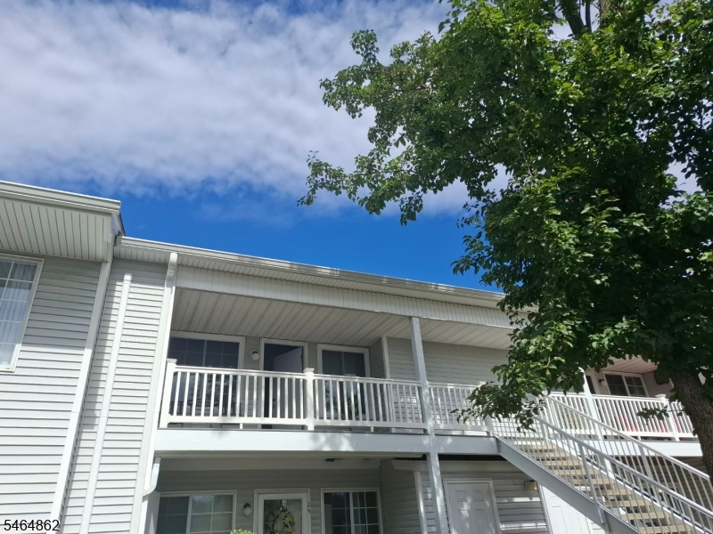 26 Larkspur Court Bedminster NJ 07921