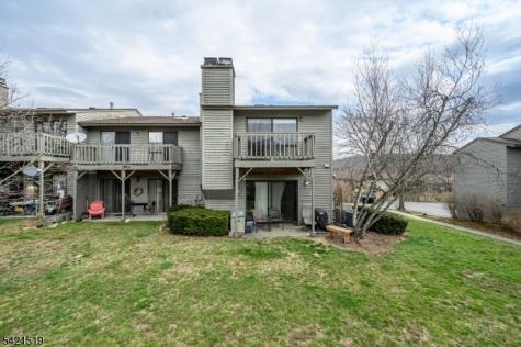1002 Spruce Hills Drive Glen Gardner NJ 08826