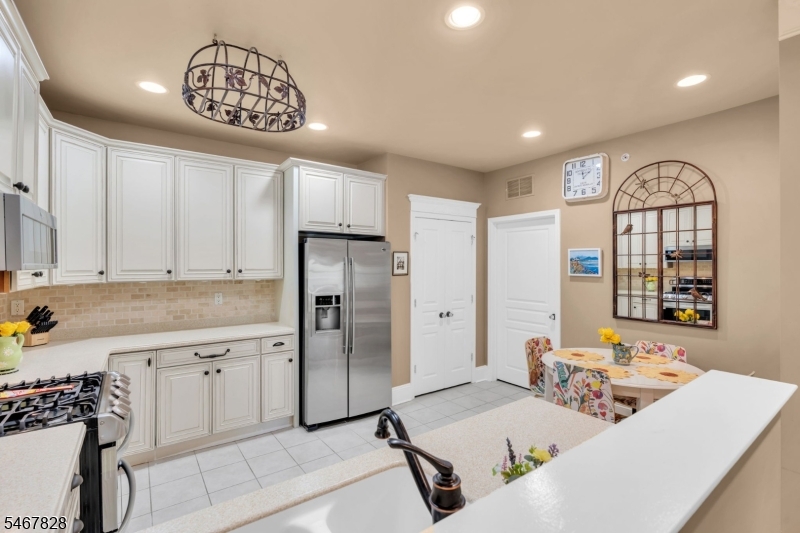 2304 Conrad Way Franklin NJ 08873