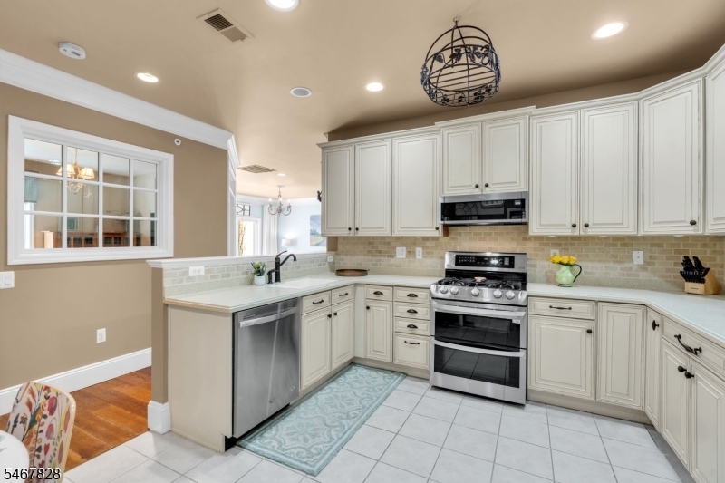 2304 Conrad Way Franklin NJ 08873