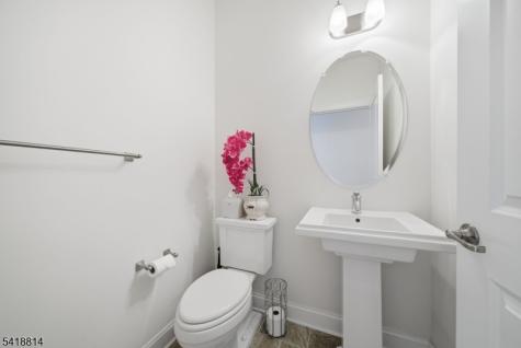 8 Park Place Mountain Lakes NJ 07046