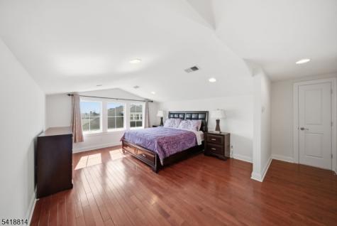 8 Park Place Mountain Lakes NJ 07046