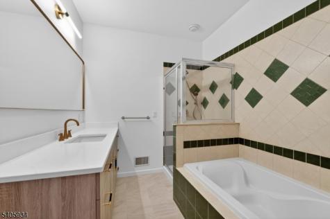 8 Maple Cres Unit 12 Vernon NJ 07462