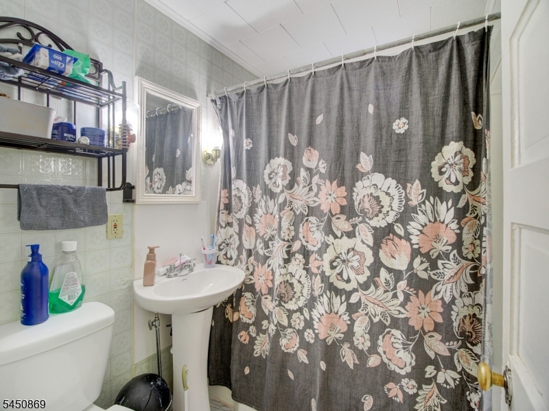 11 Davis Street Phillipsburg NJ 08865