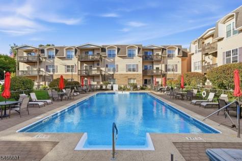 714 Cannella Way Riverdale NJ 07457