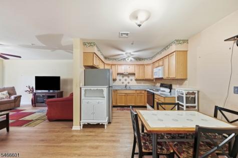 714 Cannella Way Riverdale NJ 07457